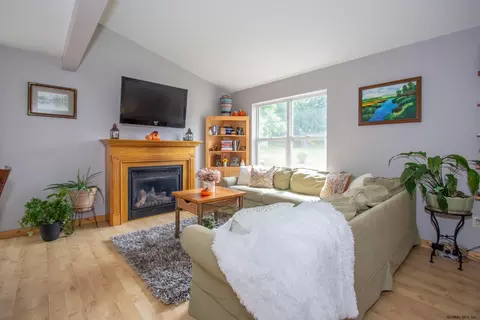 122 Trinity Pl, Selkirk, NY 12158 photo 34