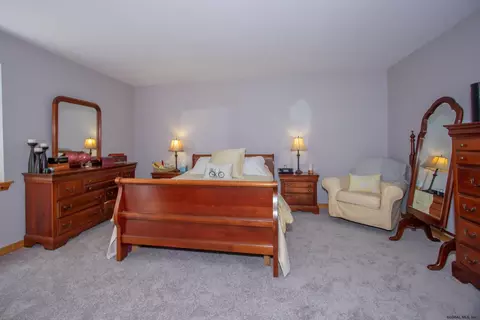 122 Trinity Pl, Selkirk, NY 12158 photo 44