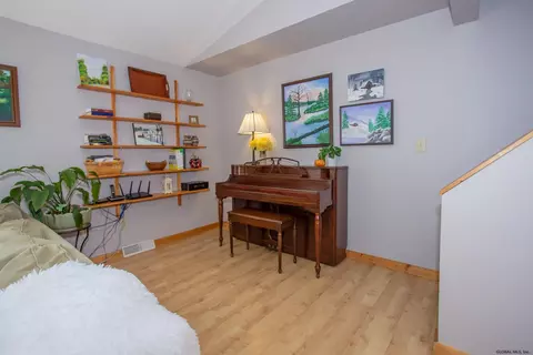 122 Trinity Pl, Selkirk, NY 12158 photo 36