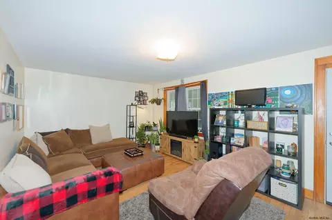 34 Mt Stuart Rd, Schenectady, NY 12304 photo 7