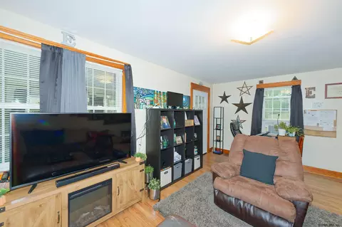 34 Mt Stuart Rd, Schenectady, NY 12304 photo 8