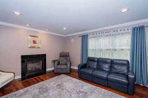 4 Century Dr, Ballston Spa, NY 12020 photo 10