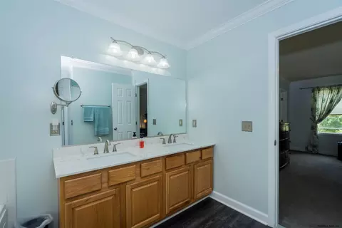 4 Century Dr, Ballston Spa, NY 12020 photo 27