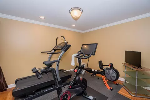 4 Century Dr, Ballston Spa, NY 12020 photo 6
