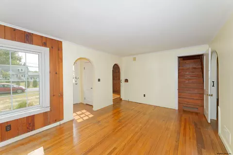 3011 Spawn Rd, Schenectady, NY 12303 photo 9
