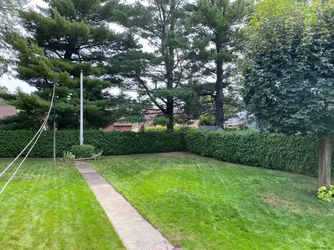 2820 Clyde Ave, Schenectady, NY 12306 photo 25