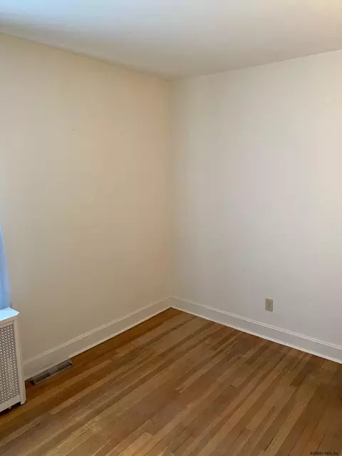 2820 Clyde Ave, Schenectady, NY 12306 photo 13