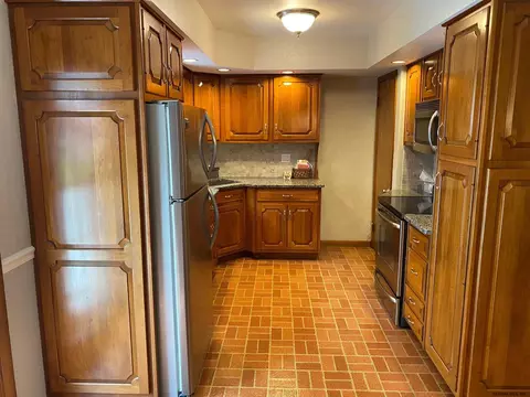 2820 Clyde Ave, Schenectady, NY 12306 photo 2