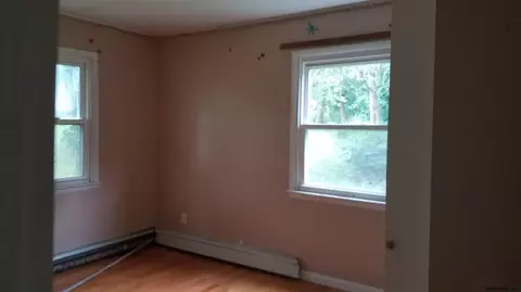 37 Lakeside Dr, Castleton, NY 12033 photo 6