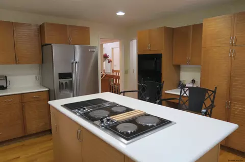 54 Stockbridge Rd, Slingerlands, NY 12159 photo 18
