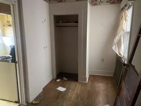 851 Eastern Ave, Schenectady, NY 12308 photo 7