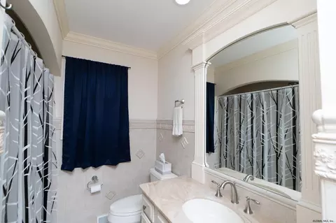 232 Oregon Ave, Schenectady, NY 12304 photo 31