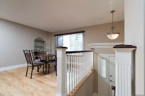 232 Oregon Ave, Schenectady, NY 12304 photo 10
