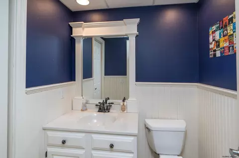 232 Oregon Ave, Schenectady, NY 12304 photo 37