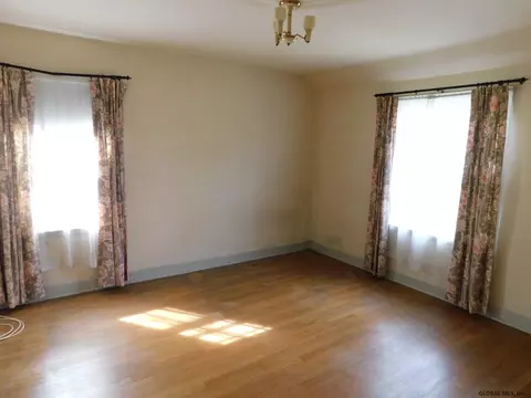 1234 Waverly Pl, Schenectady, NY 12308 photo 17