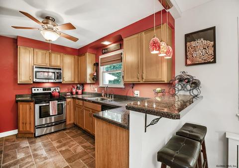 1114 Jerry Ave, Schenectady, NY 12303 photo 8
