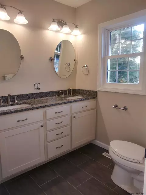 13 Spore Rd, Delmar, NY 12054 photo 40