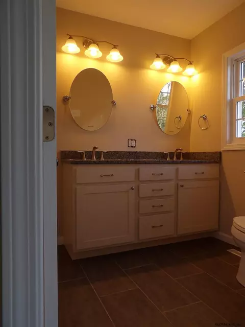 13 Spore Rd, Delmar, NY 12054 photo 38
