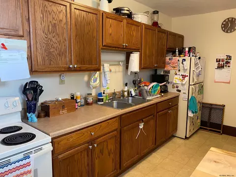 60 E Main St, Cambridge, NY 12816 photo 4