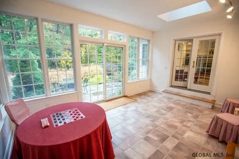 1061 Mohawk Rd, Schenectady, NY 12309 photo 20