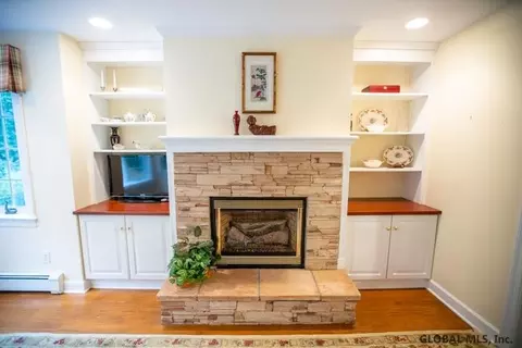 1061 Mohawk Rd, Schenectady, NY 12309 photo 17