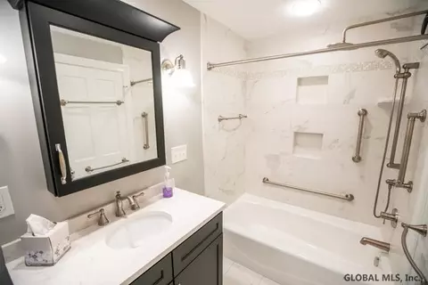 1061 Mohawk Rd, Schenectady, NY 12309 photo 40