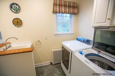 1061 Mohawk Rd, Schenectady, NY 12309 photo 14