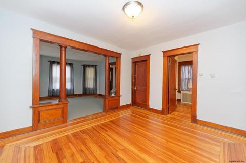 25 Hawk St, Schenectady, NY 12308 photo 22