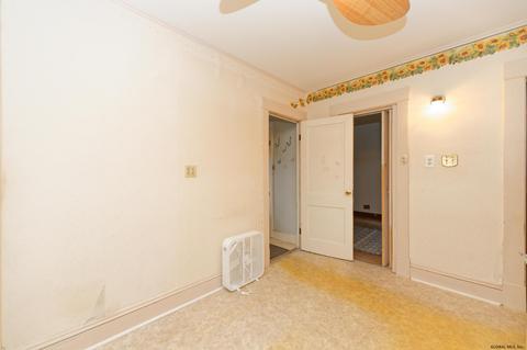 25 Hawk St, Schenectady, NY 12308 photo 15