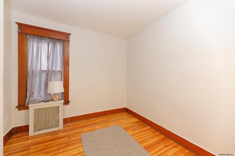 25 Hawk St, Schenectady, NY 12308 photo 36