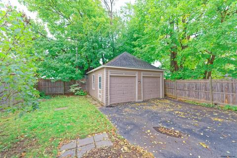25 Hawk St, Schenectady, NY 12308 photo 42