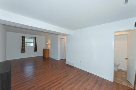 170 Ray Ave, Schenectady, NY 12304 photo 20
