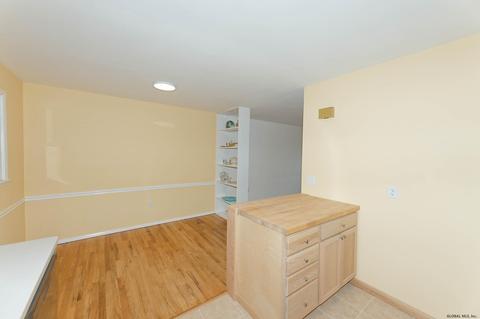 170 Ray Ave, Schenectady, NY 12304 photo 15