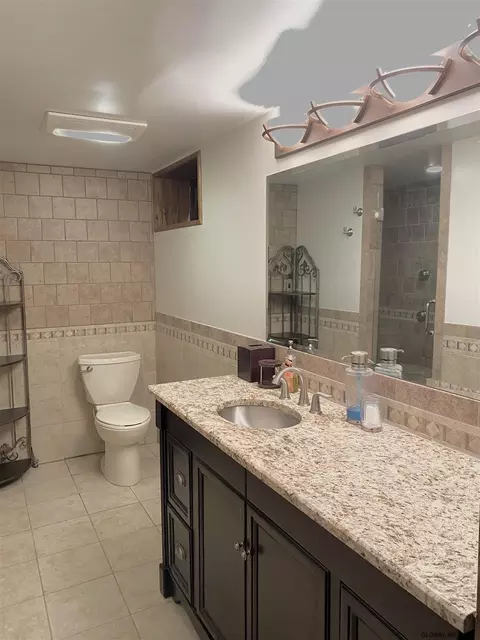 42 Henderson Rd, Glenmont, NY 12077 photo 58