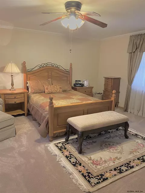 42 Henderson Rd, Glenmont, NY 12077 photo 35