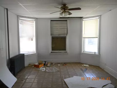 418 Schenectady St, Schenectady, NY 12307 photo 8