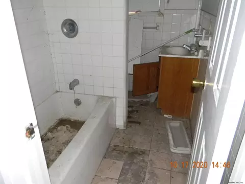 418 Schenectady St, Schenectady, NY 12307 photo 12