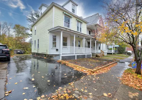 1022 Dean St, Schenectady, NY 12309 photo 1
