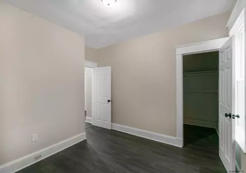 1022 Dean St, Schenectady, NY 12309 photo 23
