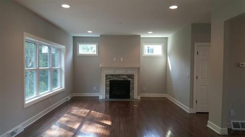 9 Oberlin Pl, Glenmont, NY 12077 photo 4