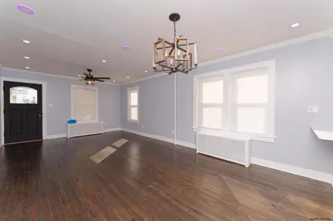 37 Marshall Ave, Schenectady, NY 12304 photo 12