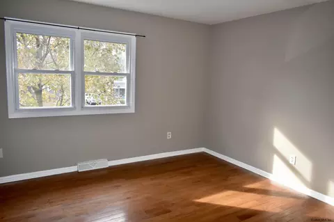 88 Hampton St, Delmar, NY 12054 photo 23