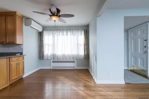 152 Winne Rd, Delmar, NY 12054 photo 4