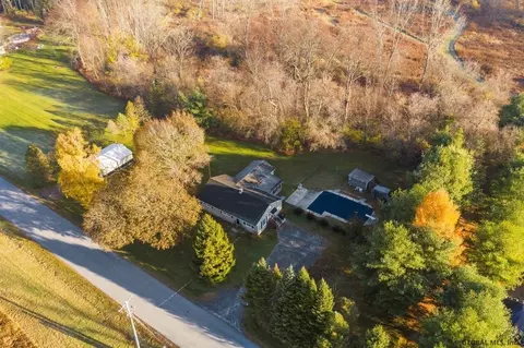 49 Owlkill Rd, Eagle Bridge, NY 12057 photo 8