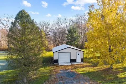 49 Owlkill Rd, Eagle Bridge, NY 12057 photo 3
