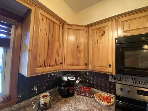 28 Wright St, Hudson Falls, NY 12839 photo 6