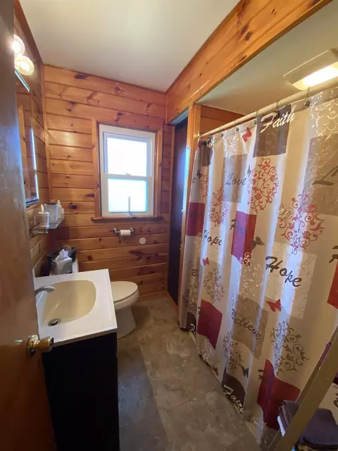 28 Wright St, Hudson Falls, NY 12839 photo 11
