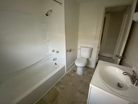 21 Miller Ave, Selkirk, NY 12158 photo 20
