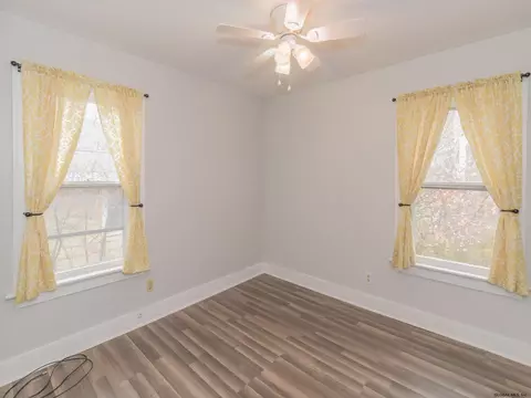 202 Rosa Rd, Schenectady, NY 12308 photo 22