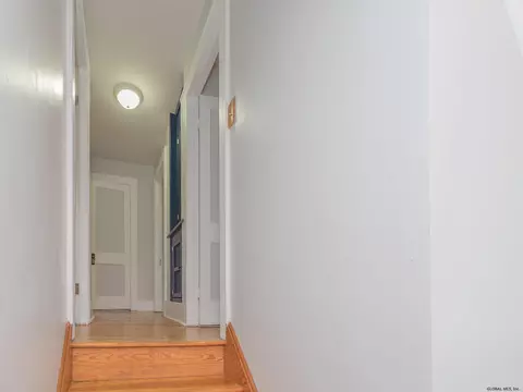 202 Rosa Rd, Schenectady, NY 12308 photo 21